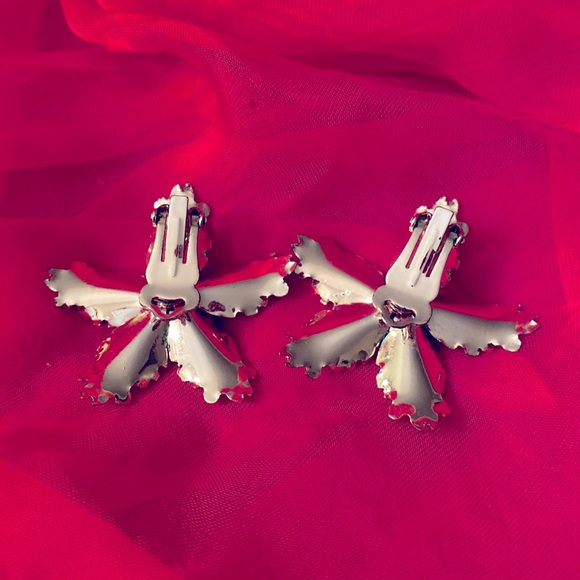 Vintage Mid-Century Brooch and Earring Set - Picture 5 of 7